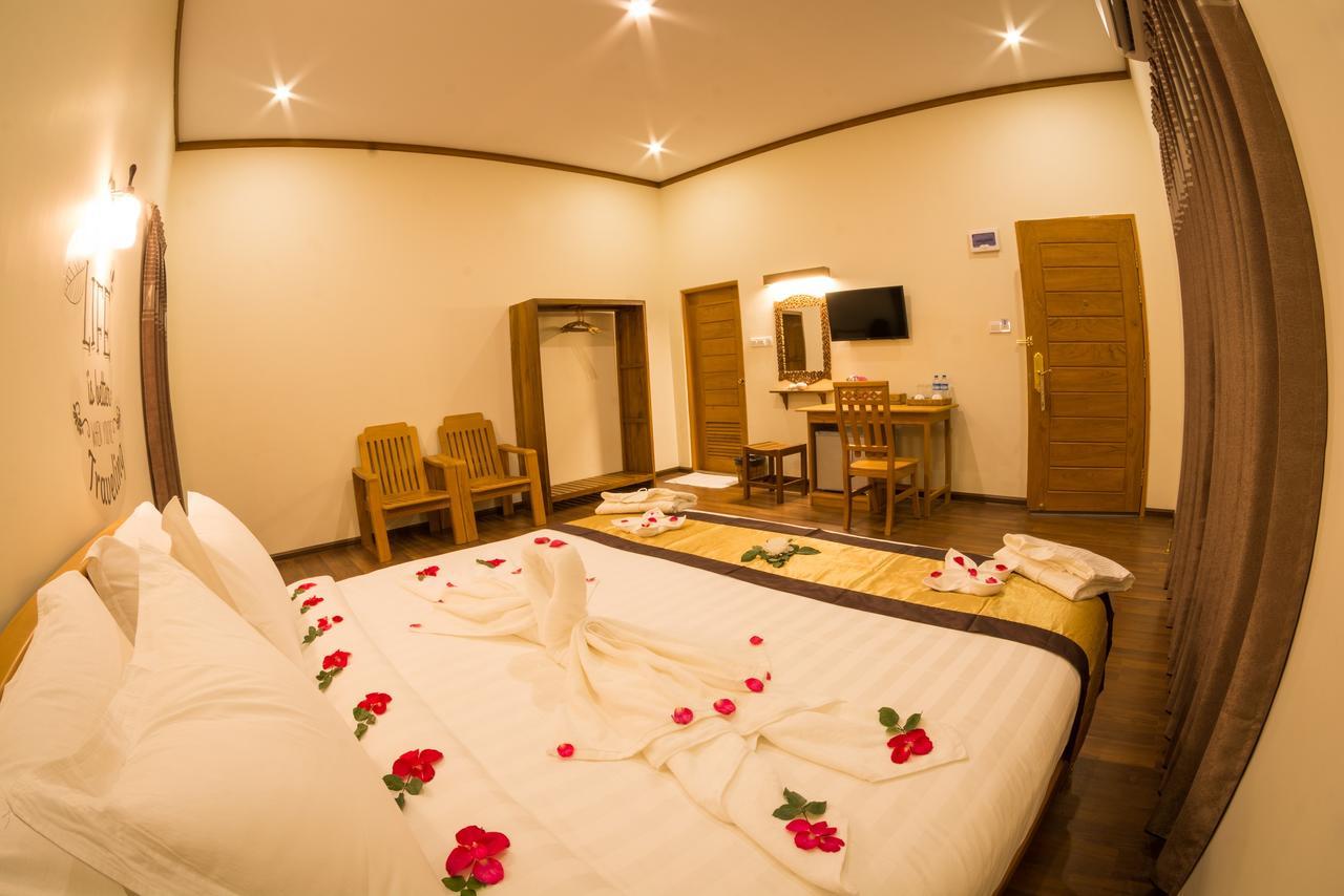 Westay @ Bagan Lotus Hotel ภายนอก รูปภาพ