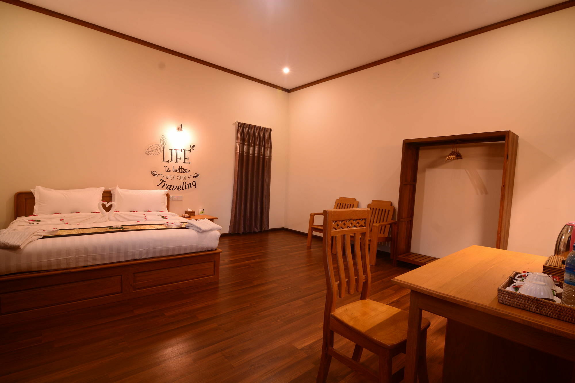 Westay @ Bagan Lotus Hotel ภายนอก รูปภาพ