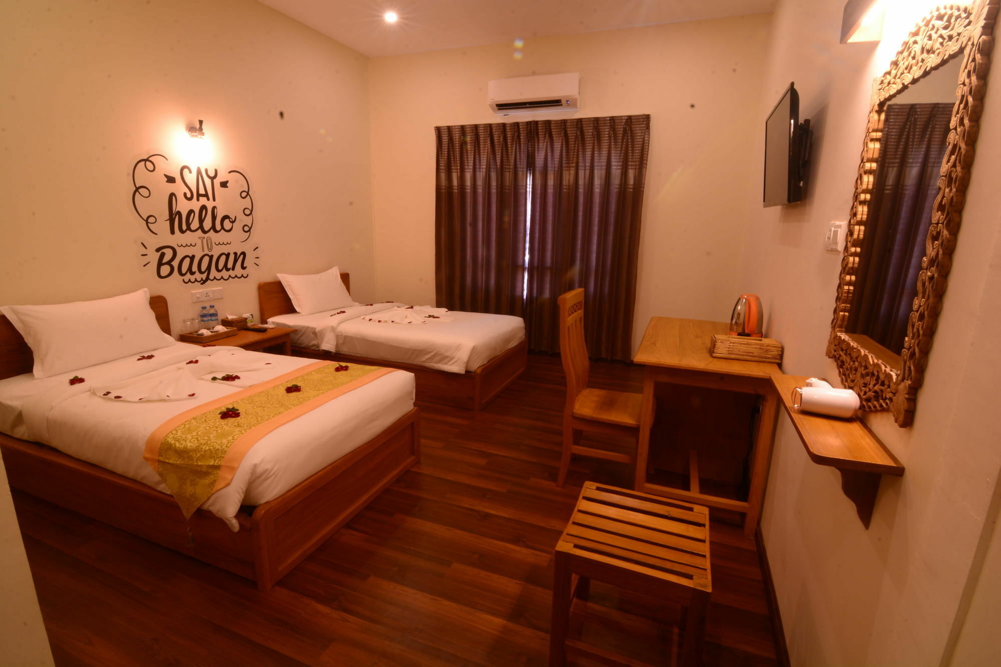 Westay @ Bagan Lotus Hotel ภายนอก รูปภาพ