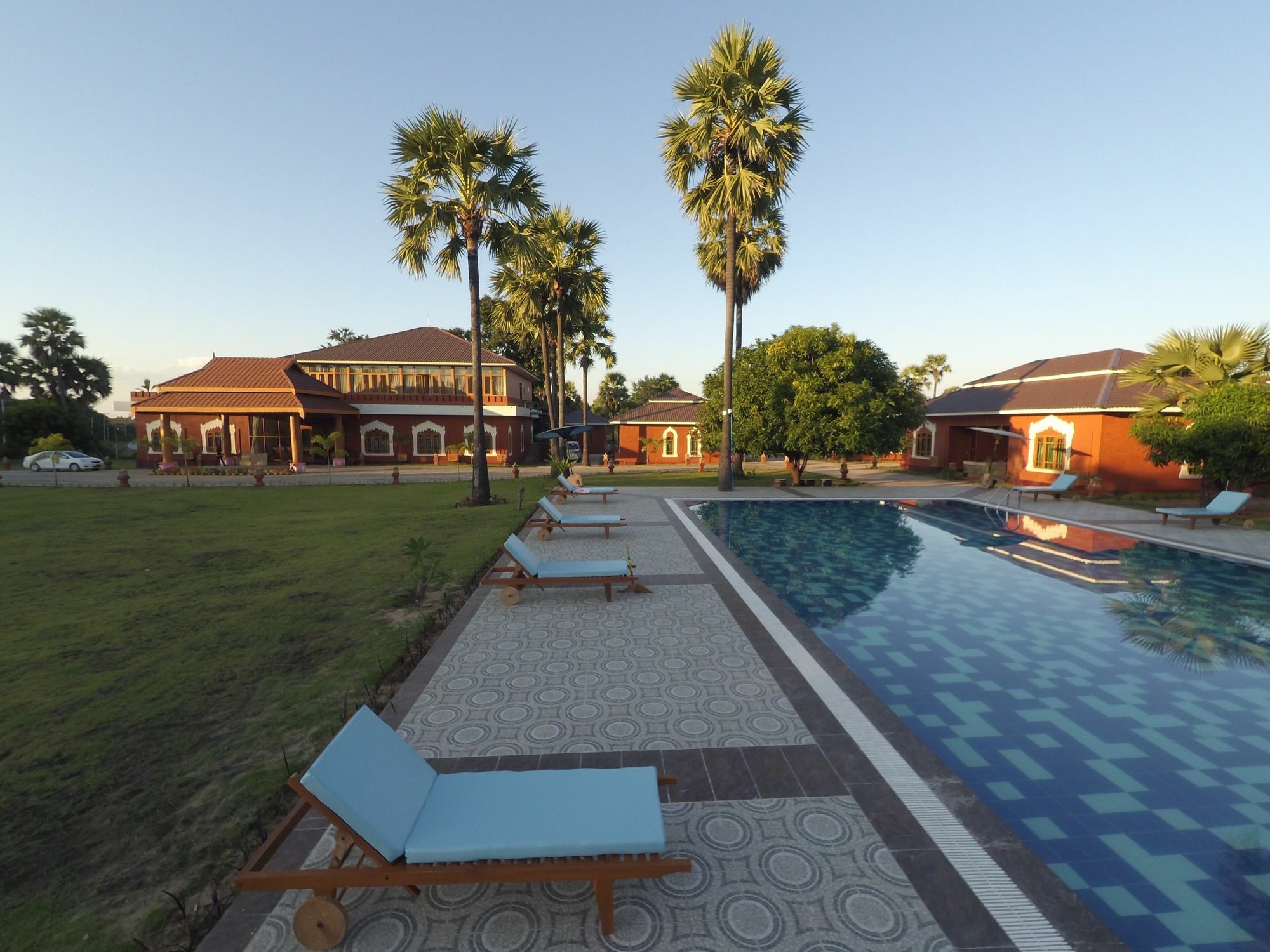 Westay @ Bagan Lotus Hotel ภายนอก รูปภาพ